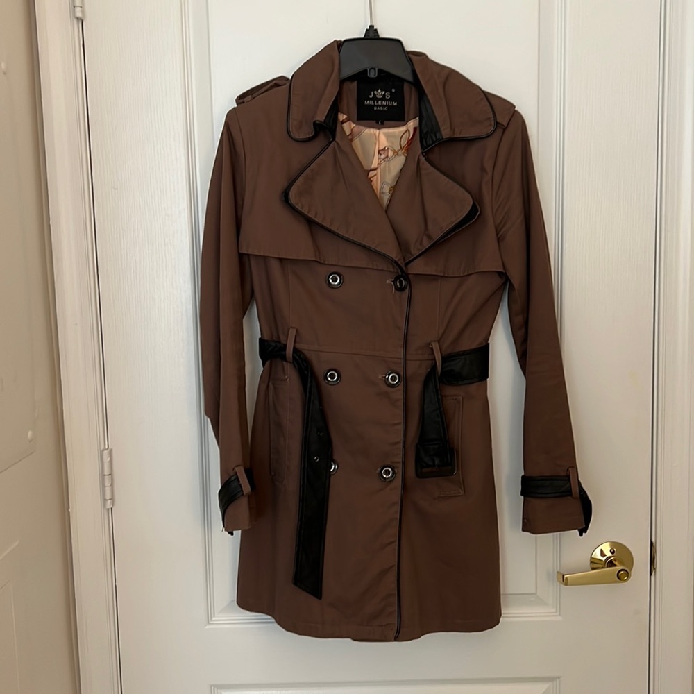 Brown trenchcoat with black leather belt.
